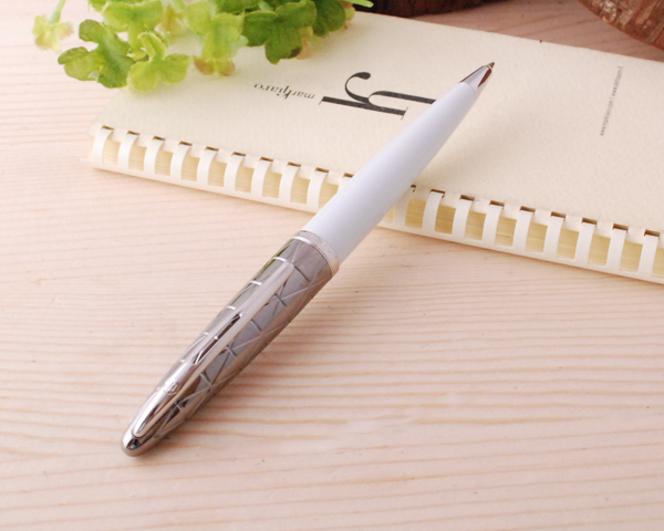 Шариковая ручка Waterman Carene, цвет: Contemporary white ST, стержень: Mblue