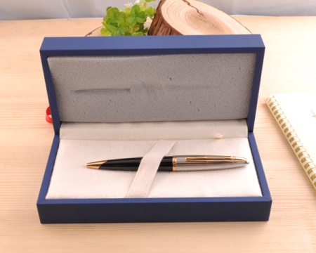 Шариковая ручка Waterman Carene De Luxe, цвет: Black/Silver, стержень: Mblue
